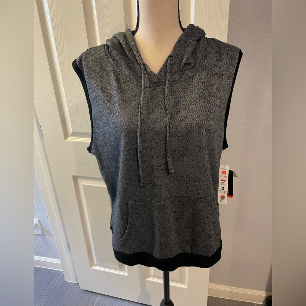 NWT Reebok RBX Active sleeveless hoodie